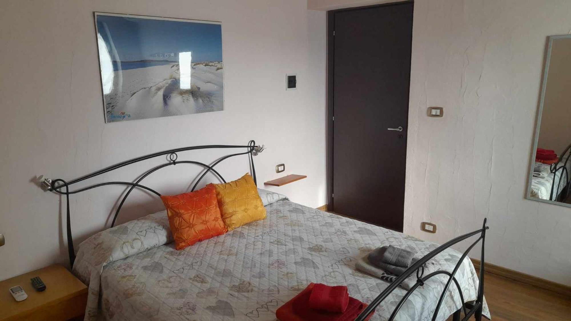 B&B Gli Archi Sìnnai Exteriör bild