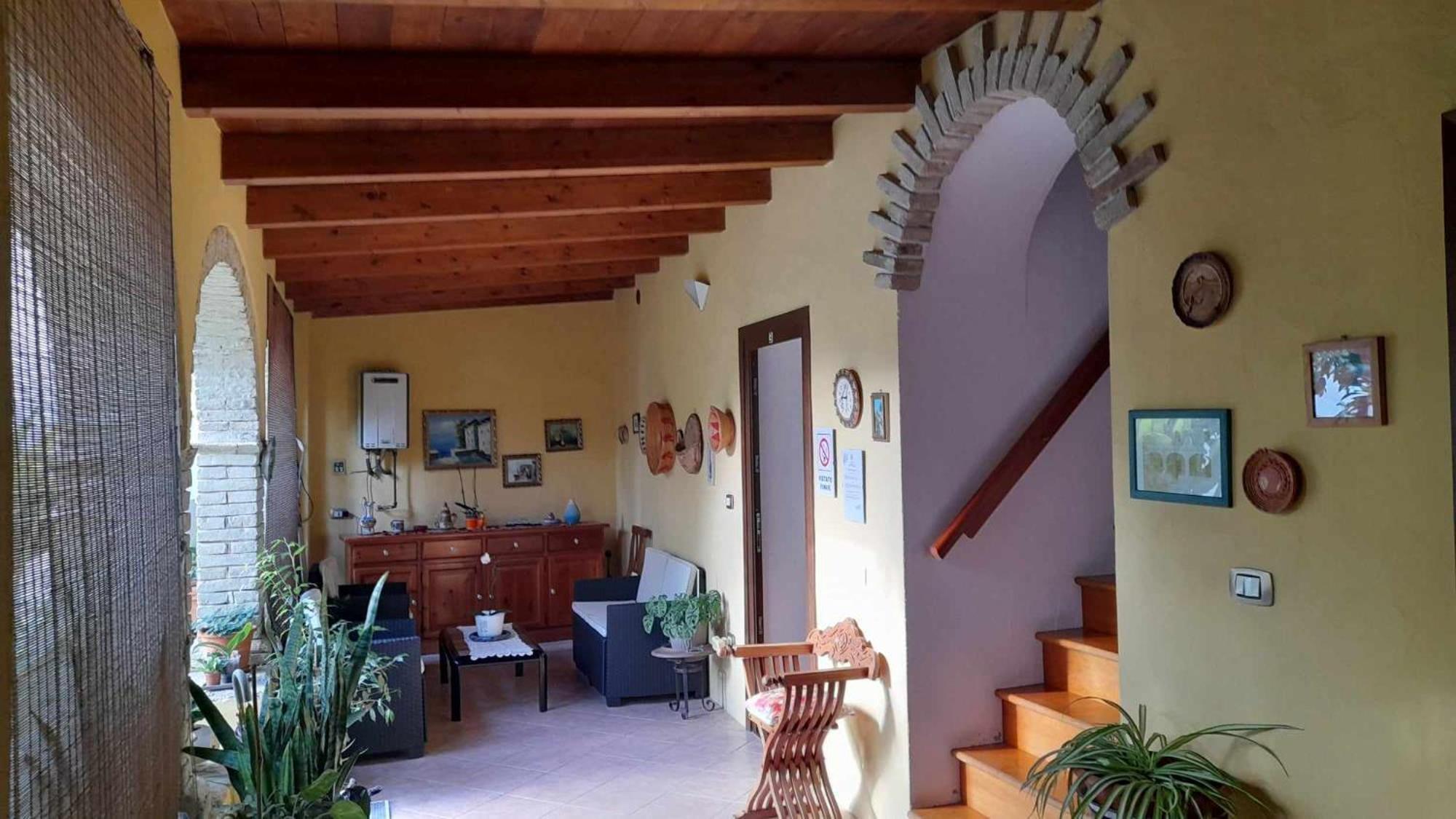 B&B Gli Archi Sìnnai Exteriör bild